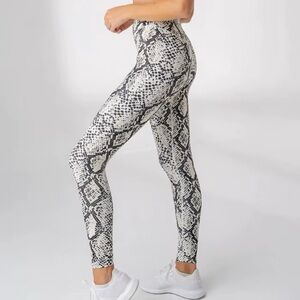 TNA by Aritzia Snake Print Leggings Size S